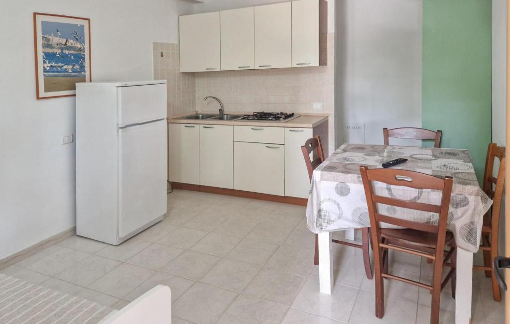 Stunning Home In Vieste photo 3