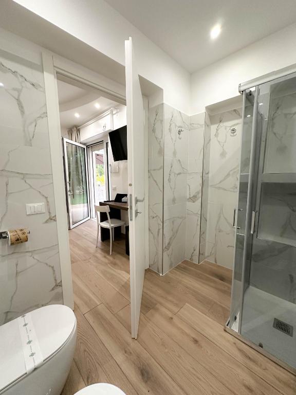 Tenuta57 - NUOVISSIMO B&B - IMMERSO NELLA TRANQUILLITÀ - POCHI MINUTI DAL MARE DI TERRACINA - PRIVATE PARKING - FREE WI-FI photo 2