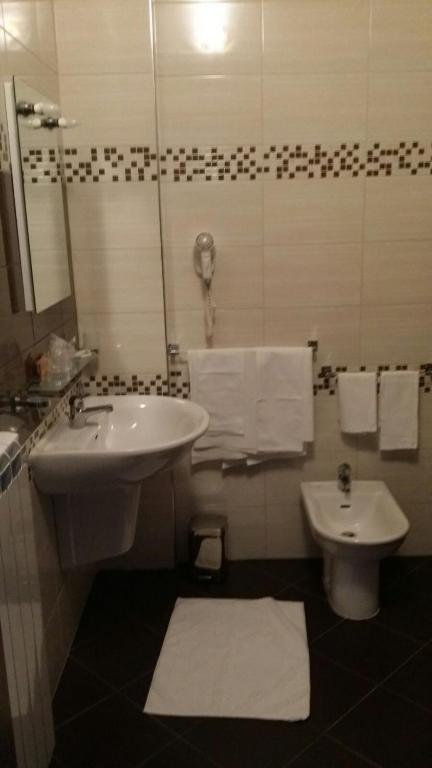HOTEL SIRIO photo 3