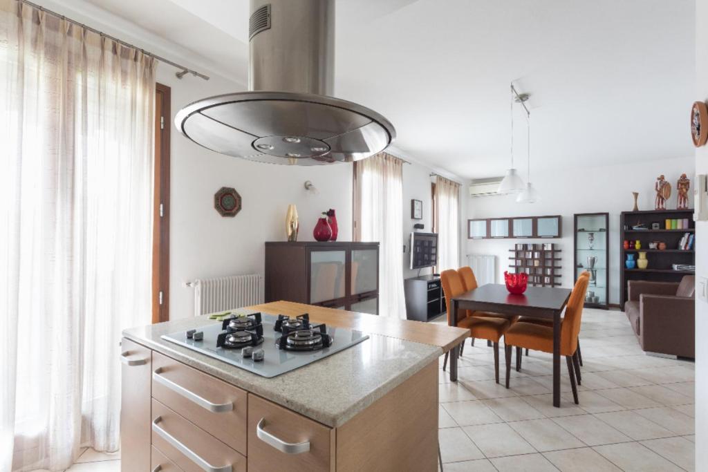 Sunrise Apartment Venice — photo 1