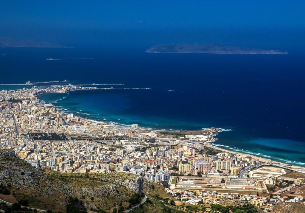 Trapani Sea Breeze photo 2