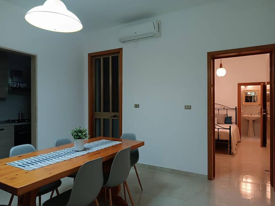 A MARE CHIARO - Balcone VISTA MARE - TORRE LAPILLO - SALENTO photo 3