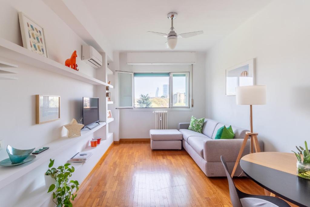 Trilocale in Via Pogatschnig 40 -- San Siro-Rho Fiera-Duomo — photo 1