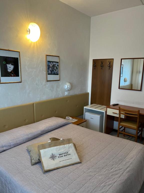 Hotel Touring photo 2