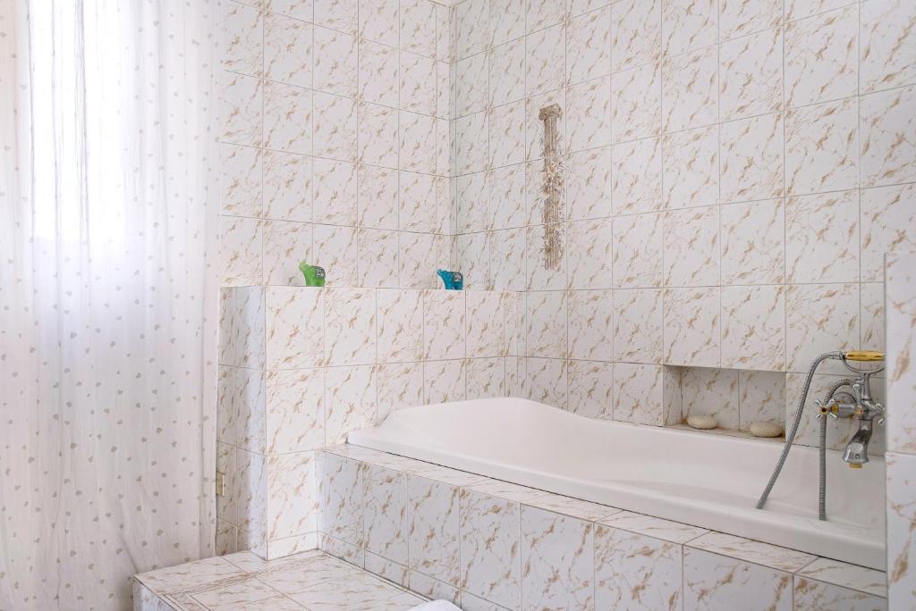 Suite in villa con parco photo 3