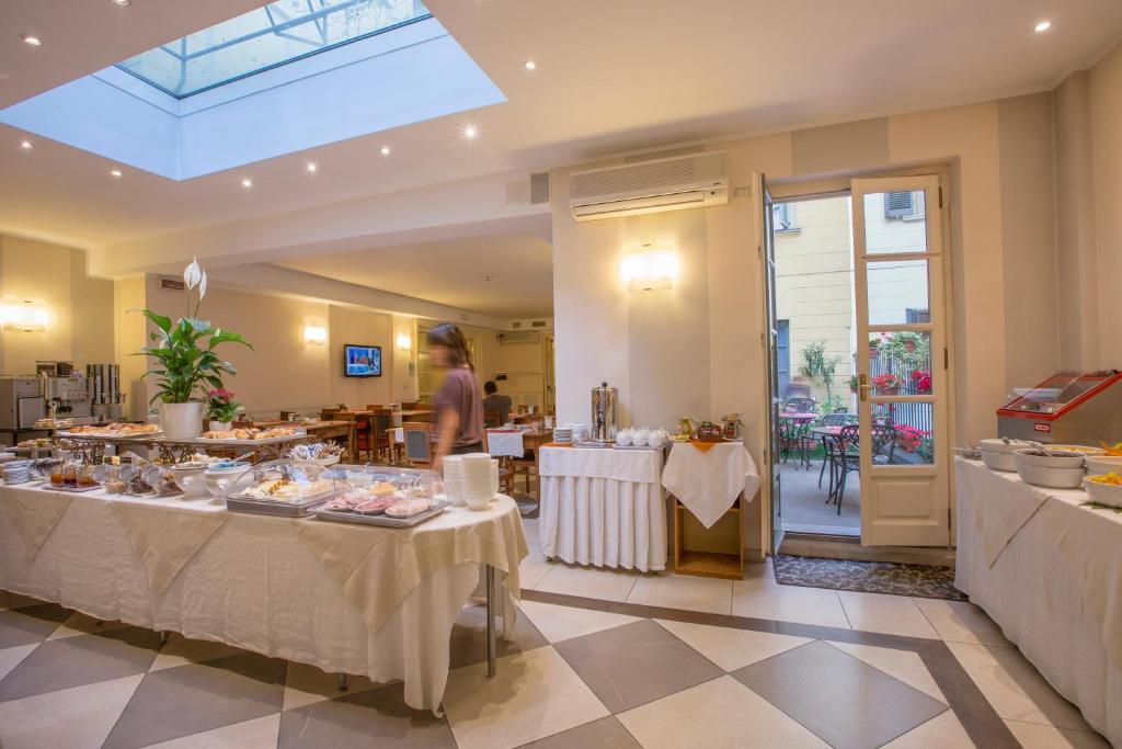 Hotel Roma e Rocca Cavour photo 3
