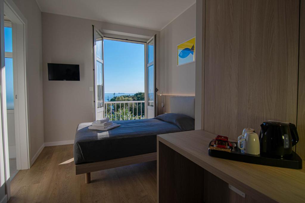 Hotel Tritone photo 2