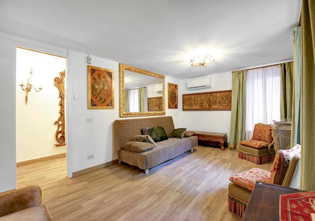 Venetian Apartment Accademia Dorsoduro District photo 2