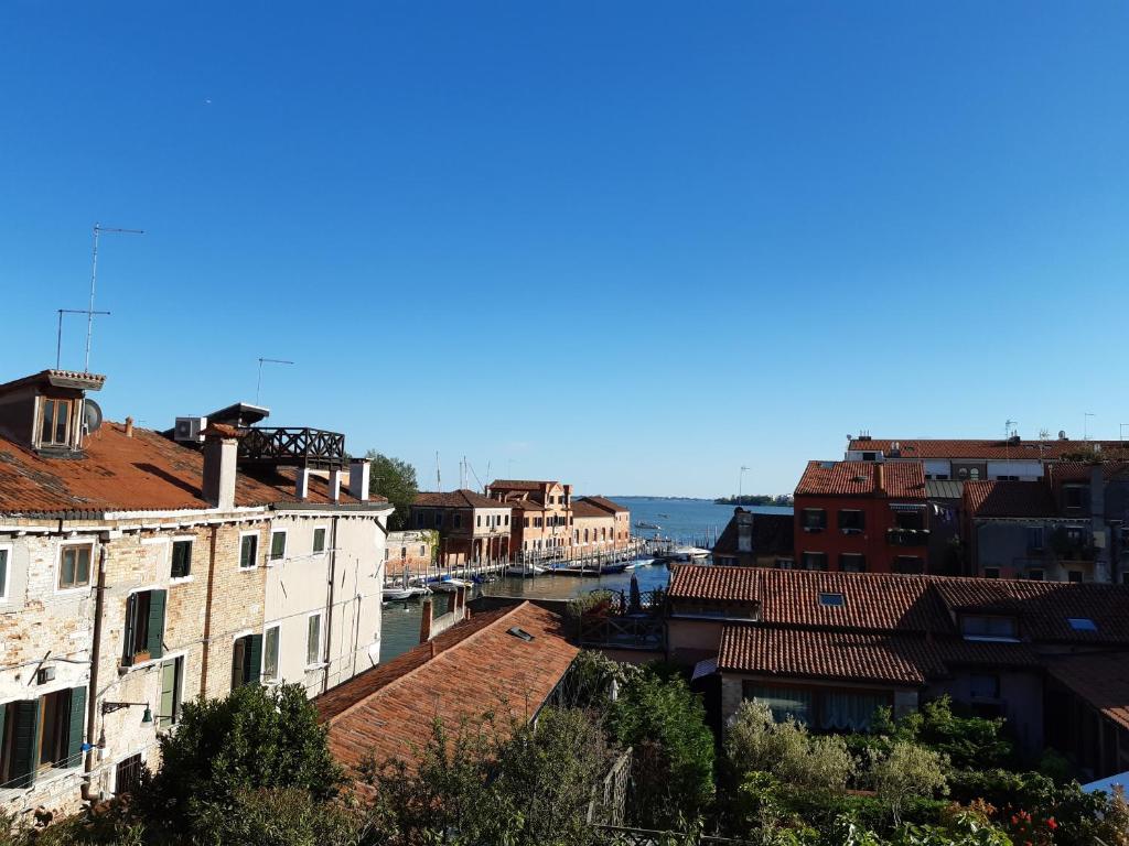 Sunrise Apartment in Giudecca — photo 1