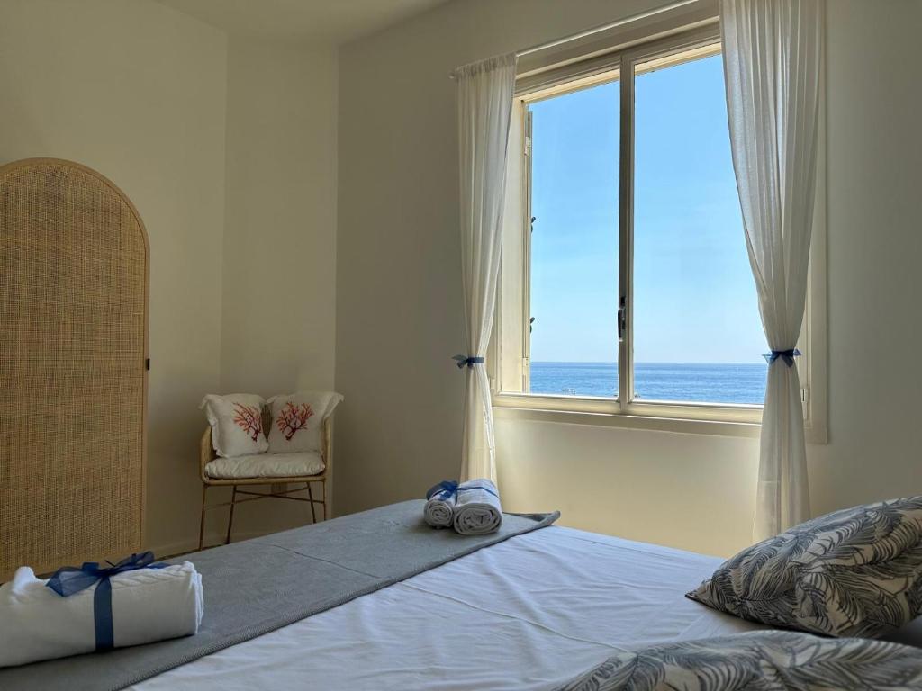 FronteMare & MariMare Isola Bella Apartment by Taormina Holidays — photo 1