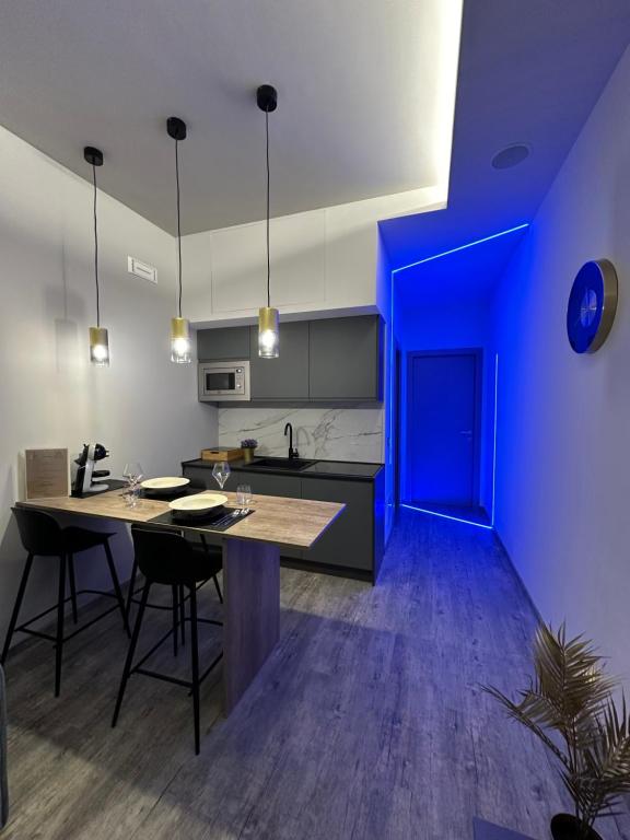 Royal Apartment — photo 1
