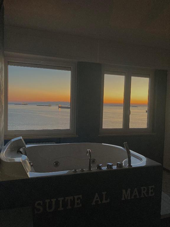 Suite al mare photo 3