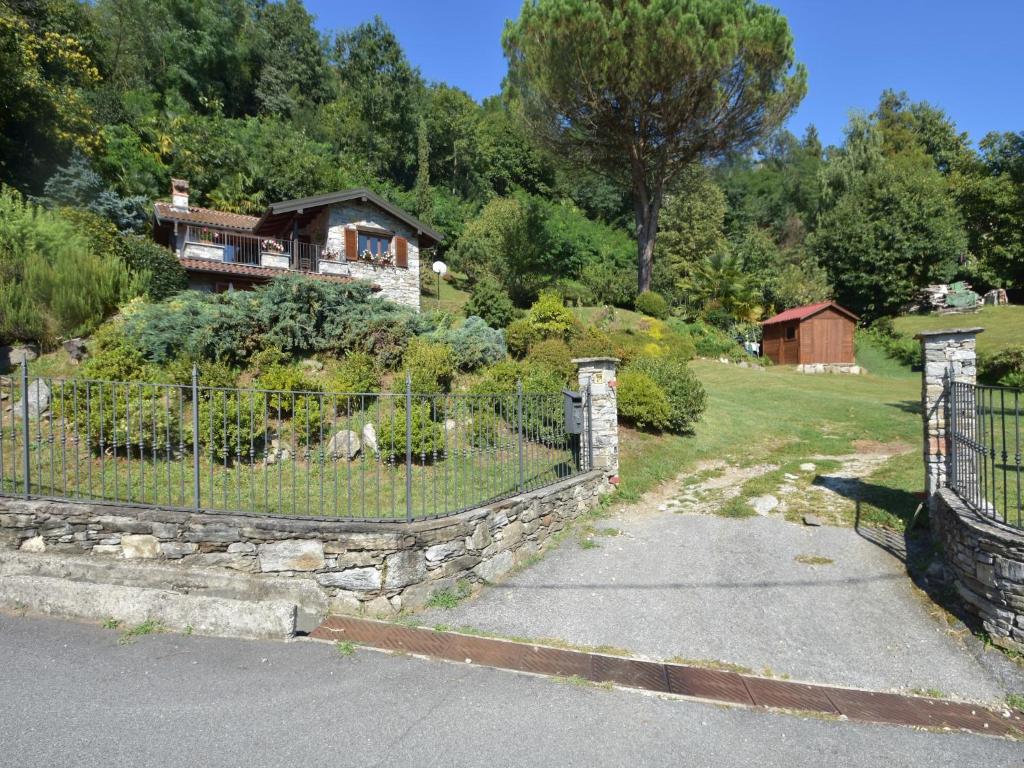 Apartment in Verbania near Lake and Islands photo 2