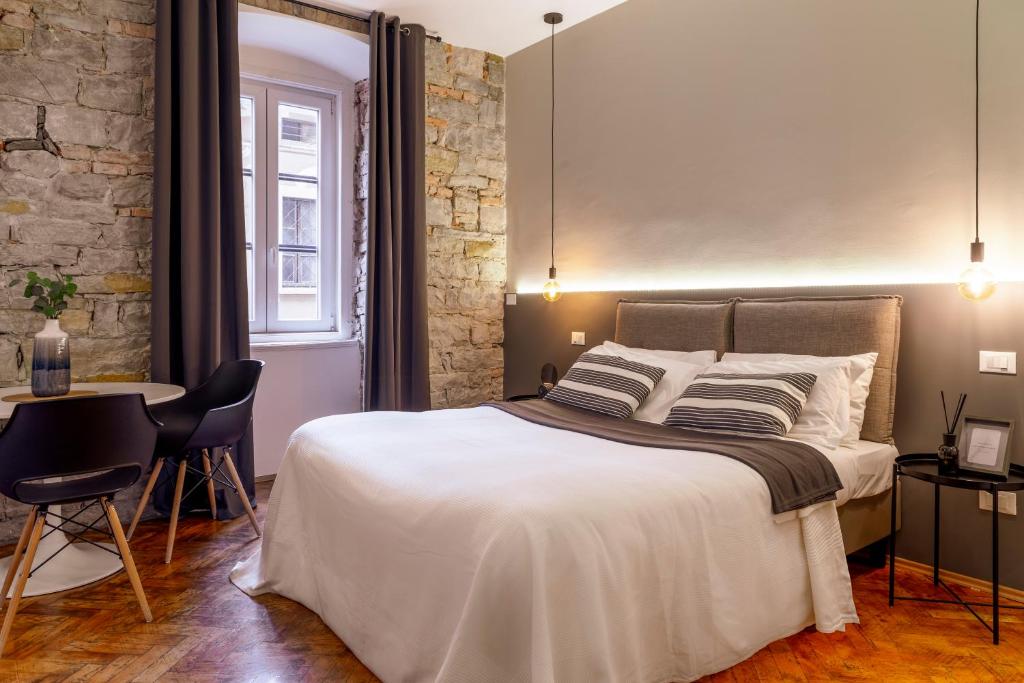 Romantic studio in the heart of Trieste — photo 1