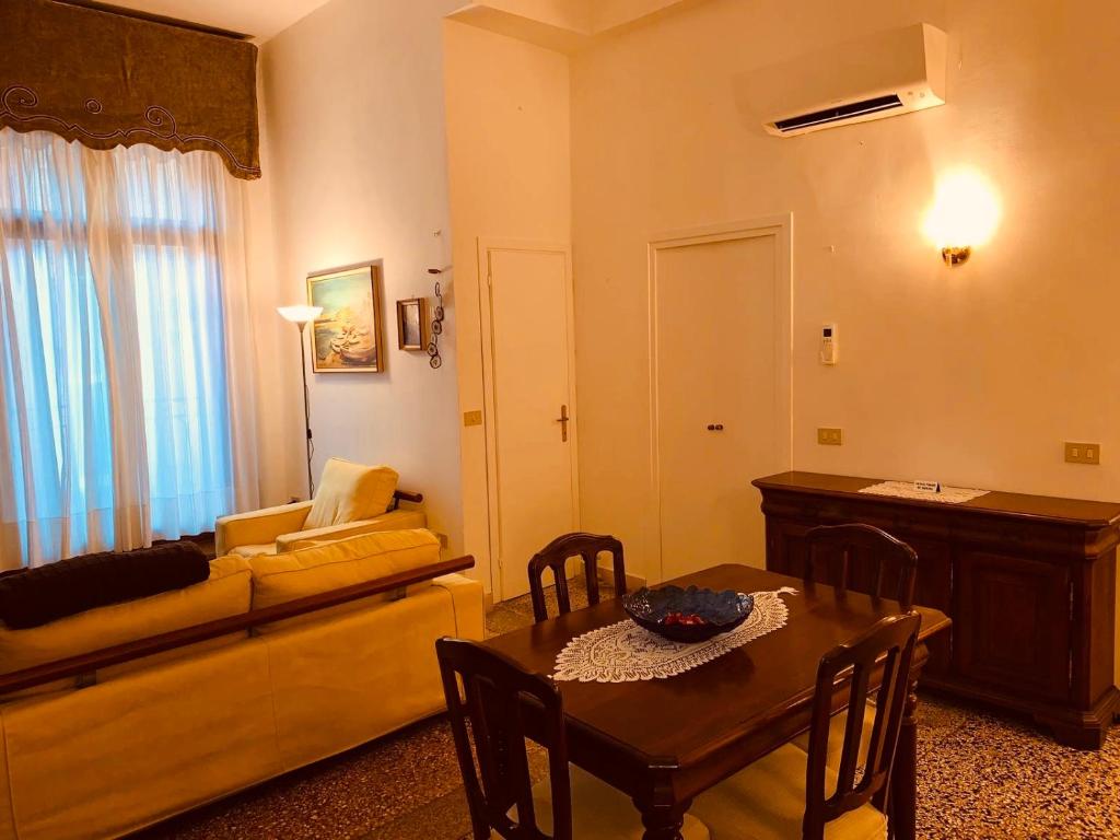 Stefano's sweet home photo 2