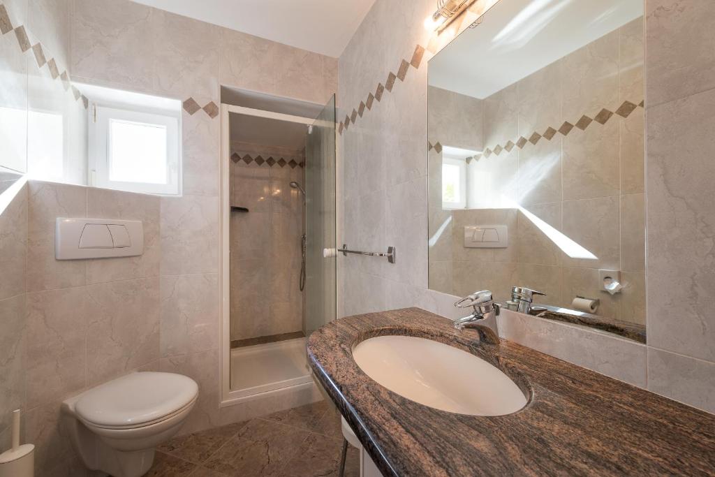 Tirolerin Garni Hotel photo 3