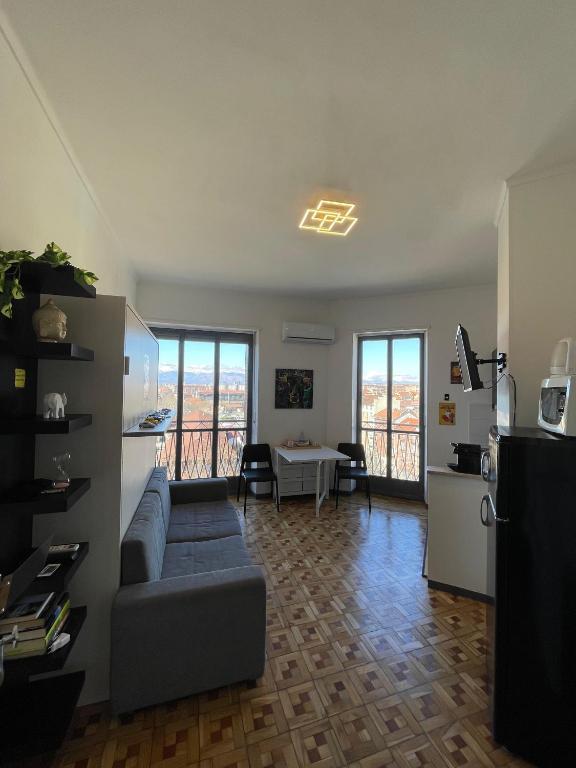 THE Balcony 9th Floor on Turin 270 degrees view photo 3