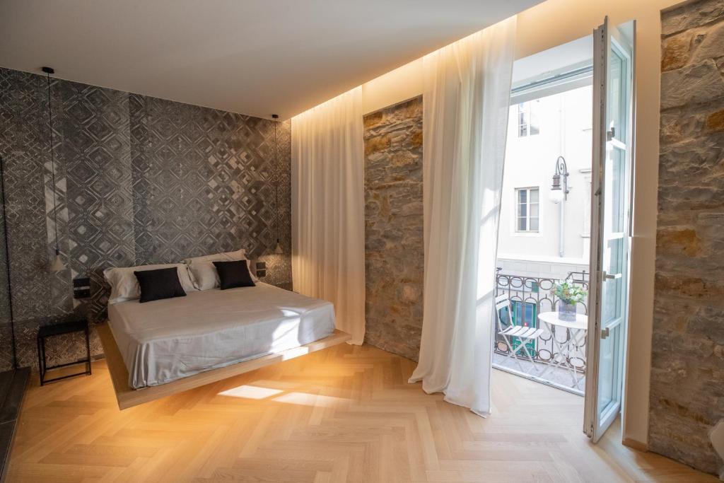 S1 Luxury Suites and Rooms photo 2