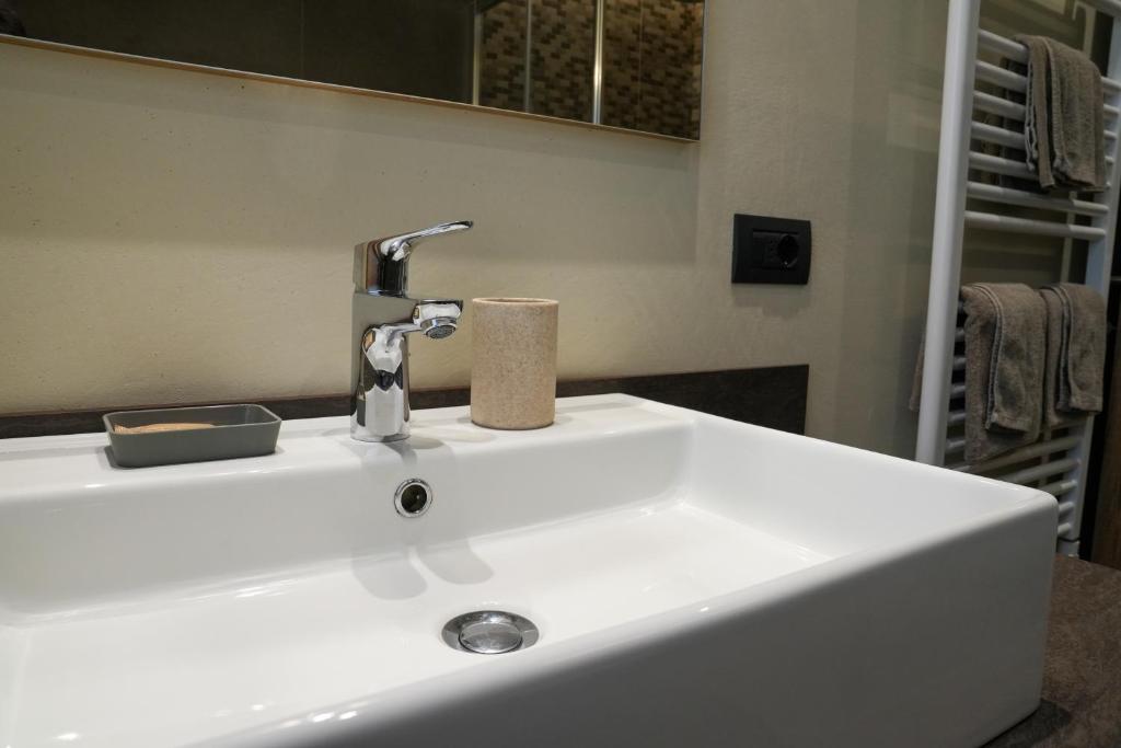 Everest Apartment - Luxury Stay photo 3