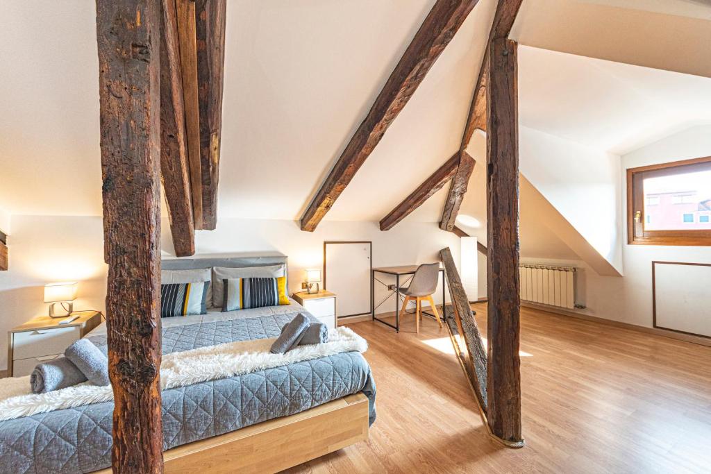 Rialto apartment with Canal Grande view photo 2