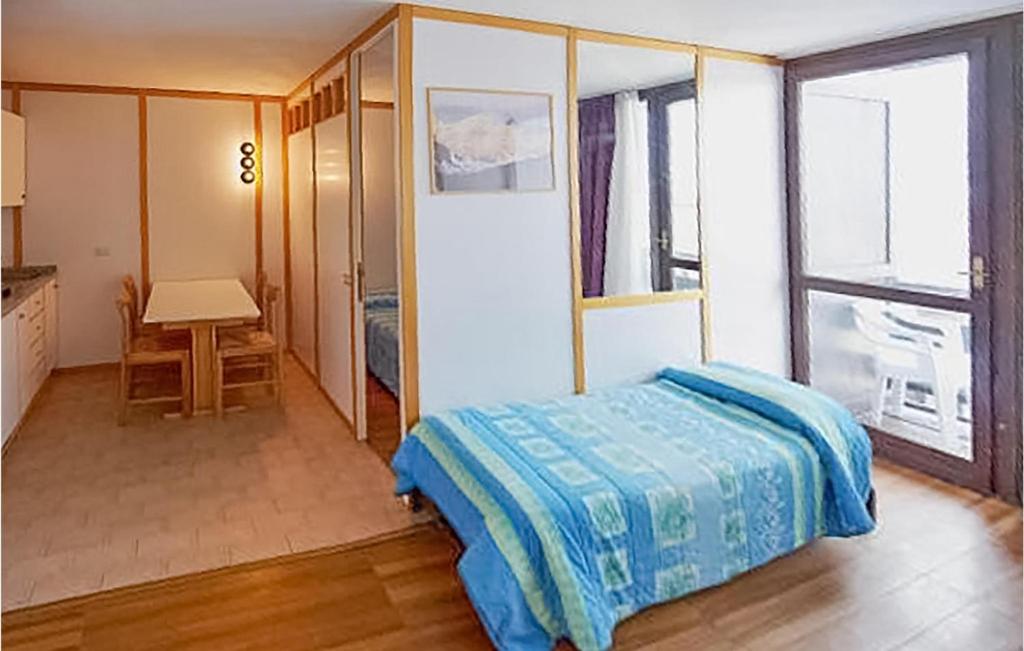 1 Bedroom Nice Apartment In Vason photo 2