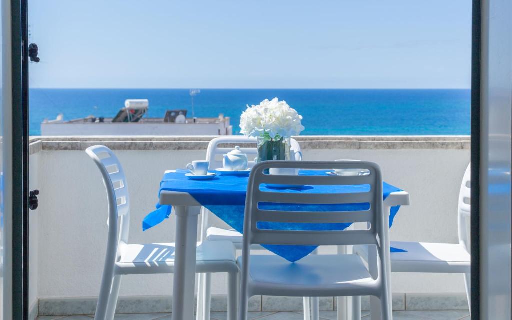 Spiaggia Bianca Apartments — photo 1