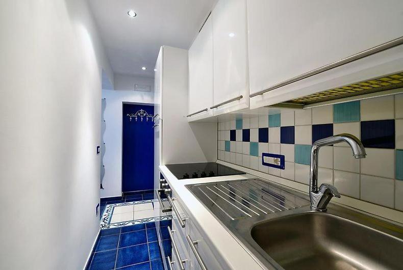 Sunshine House photo 3