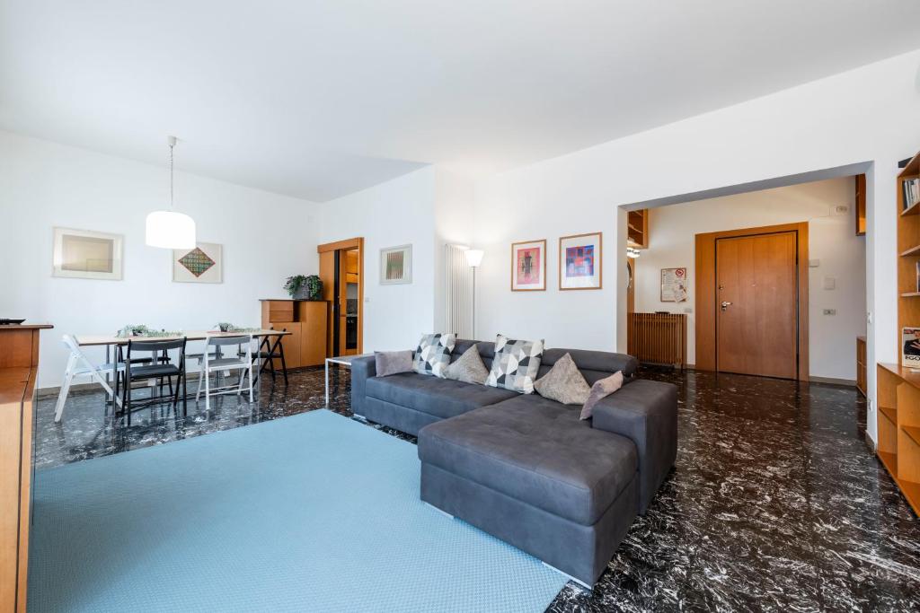 RiverView Luxury flat by Reasy&Busy photo 3