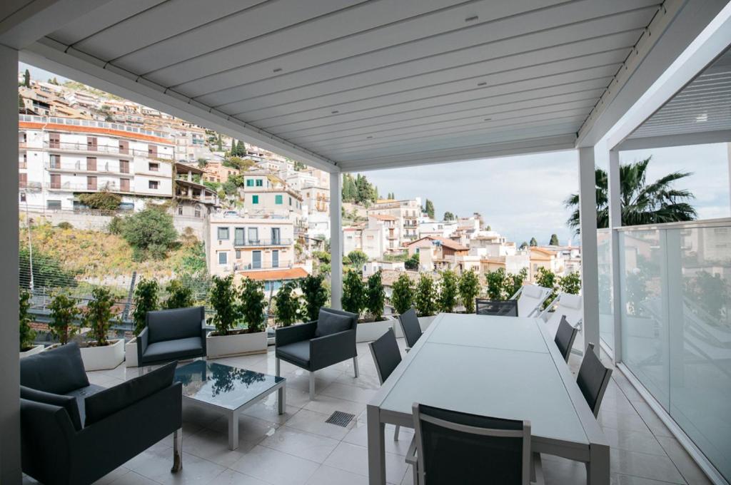Taormina Art Apartment by Taormina Holidays photo 3