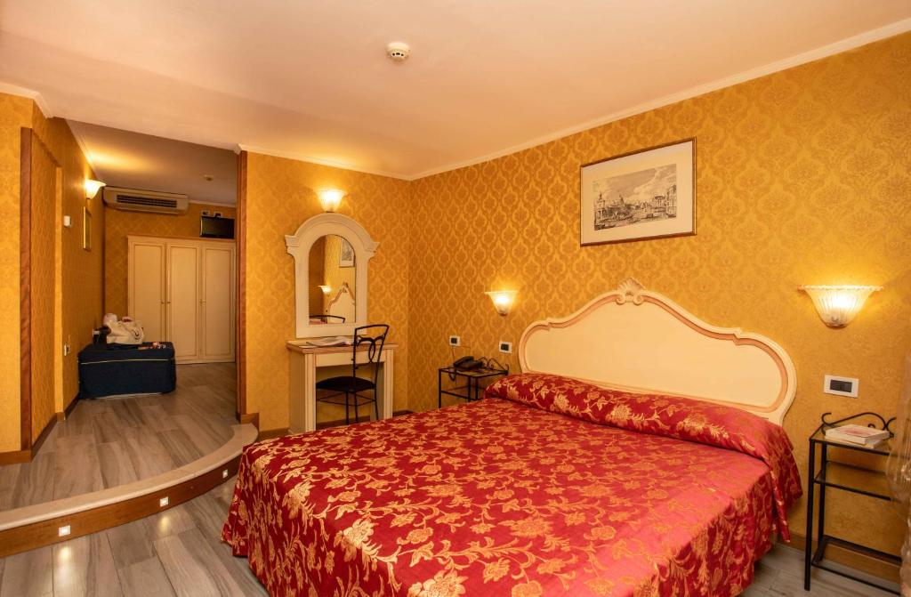 Hotel Tintoretto — photo 1