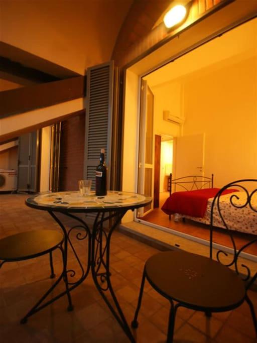 Sinfonia Bellini - Central 2-Room-Flat photo 2