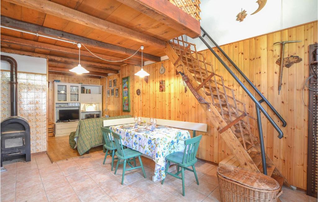 1 Bedroom Beautiful Home In Taipana photo 2