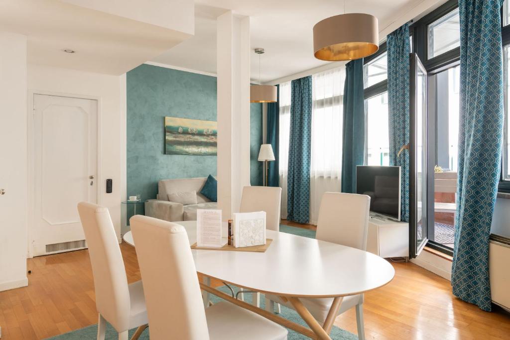 Heart Milan Apartments Duomo Terrace — photo 1