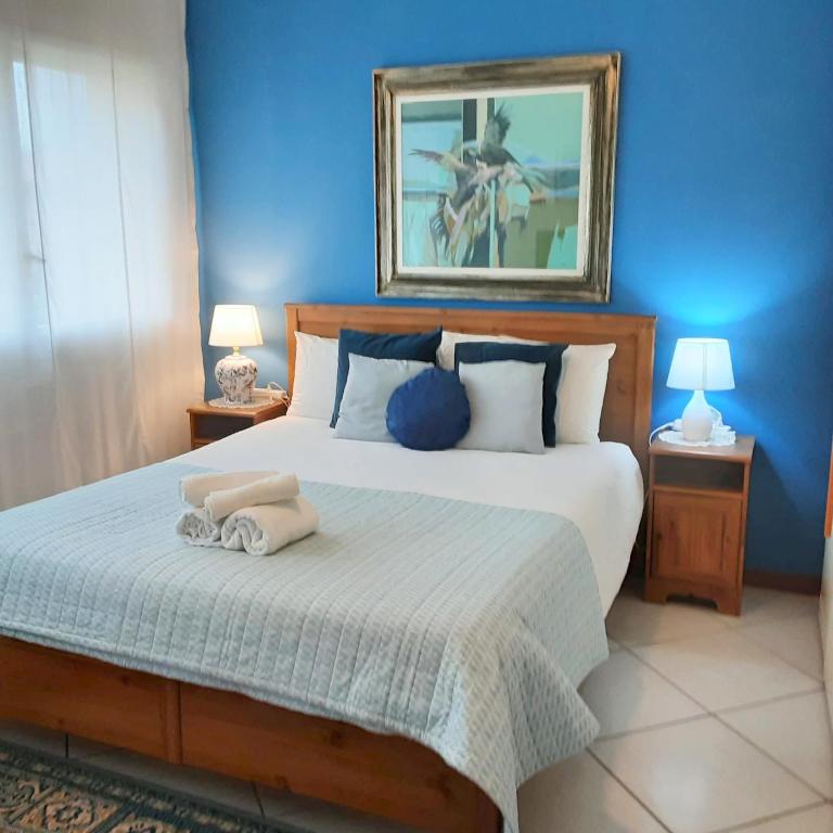 tosca house 2 photo 2