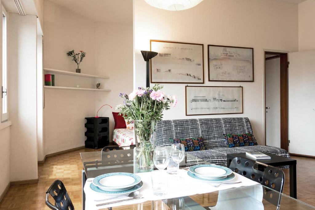 Center Porta Romana photo 3