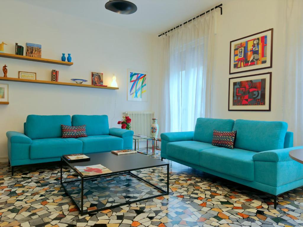 San Felice's Urban Elegance — photo 1