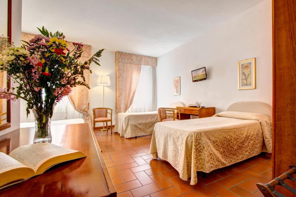 Hotel San Lino photo 2