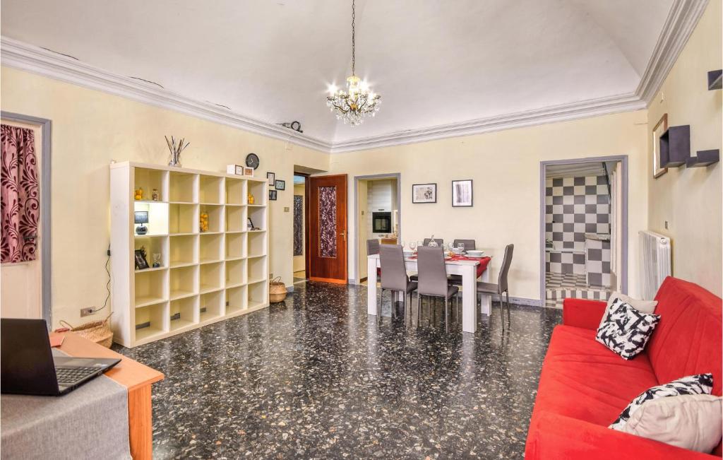 Cozy Home In Villanova D'albenga photo 2