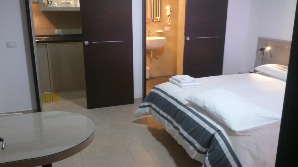 Sylvia Home Trapani Apartment photo 3