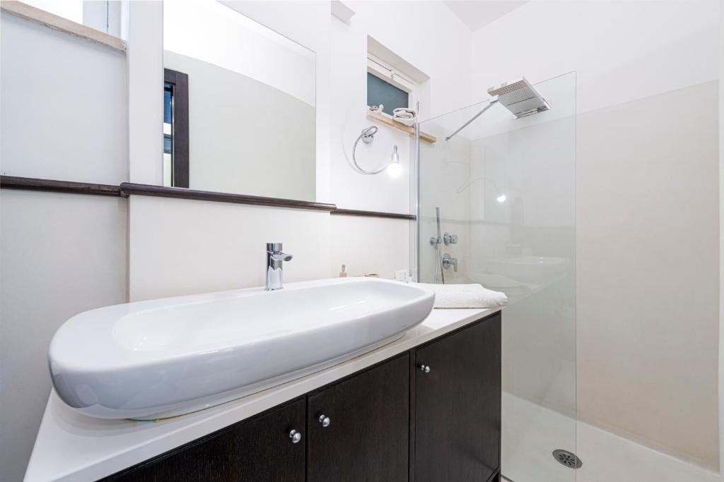 The Pool House Suite photo 3