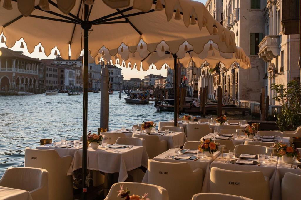 The Venice Venice Hotel photo 3