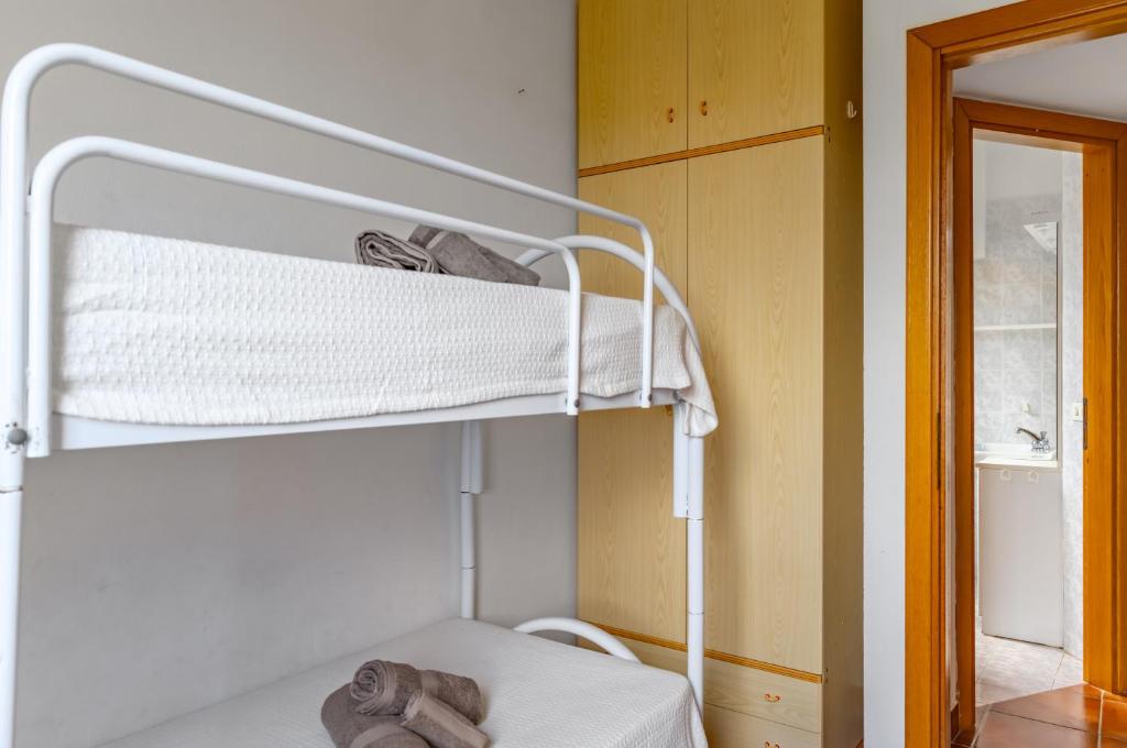 GuestHost - Stintino Lovely APT near Pelosa Beach W Parking! photo 3