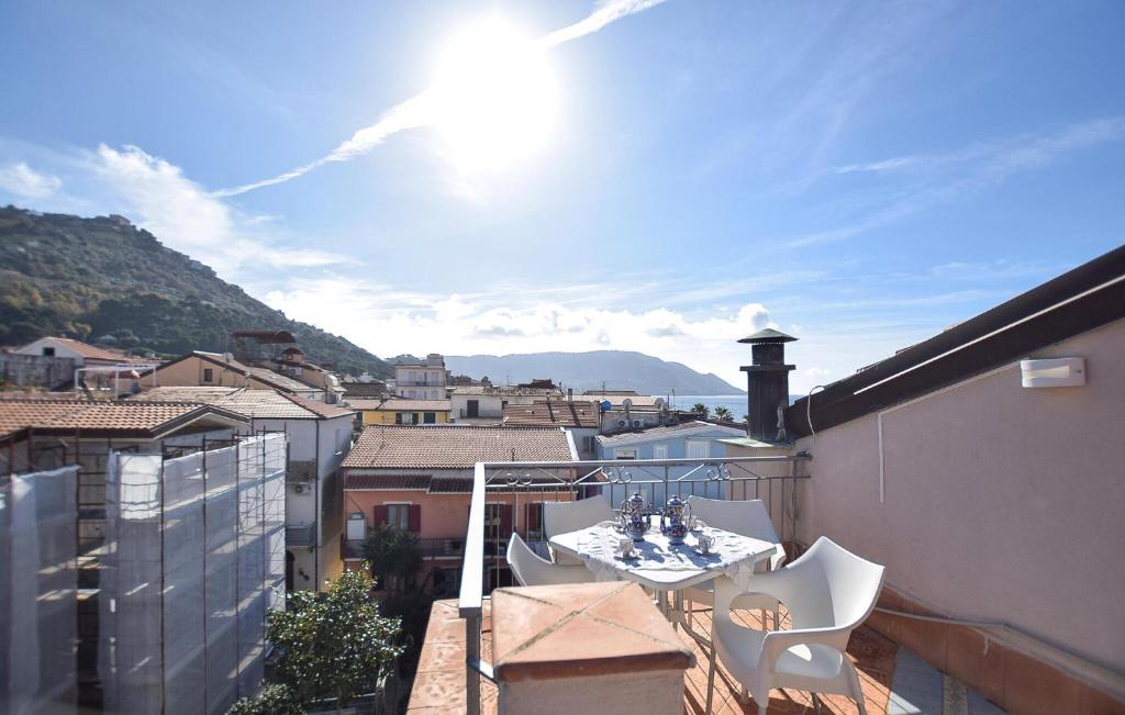 Cozy Apartment In Santa Maria Di Castell photo 2