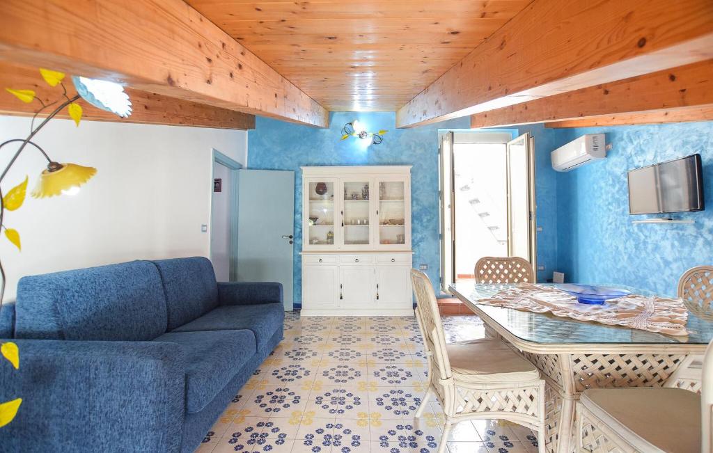 Cozy Apartment In Santa Maria Di Castell photo 3