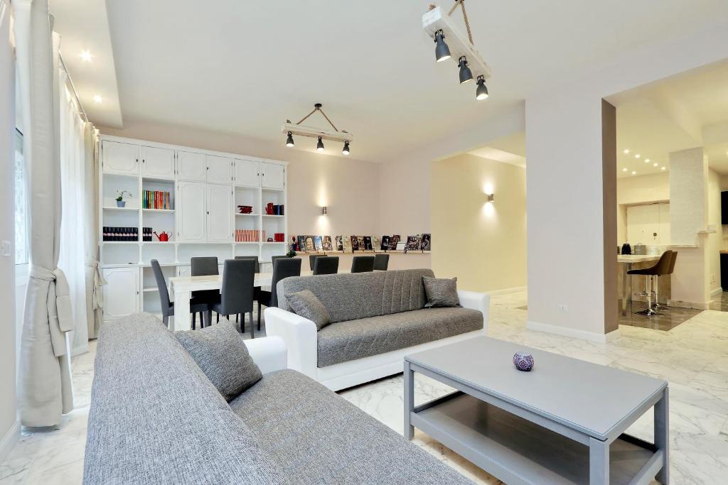 TERRACED APARTMENT - Metro to Vatican & center photo 3