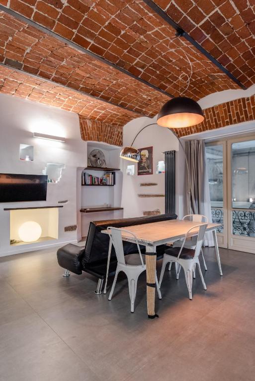 Suite & Queen Apartments by Toh Solution photo 3
