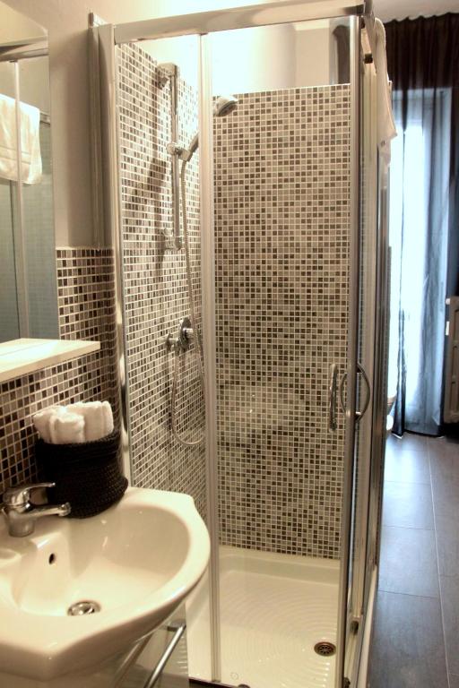 yHome | Barletta Home Apartment photo 3