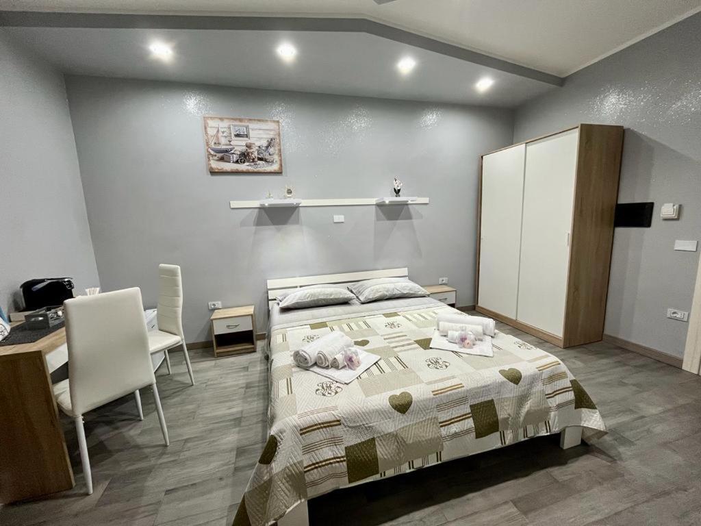 The Queen Tropea — photo 1