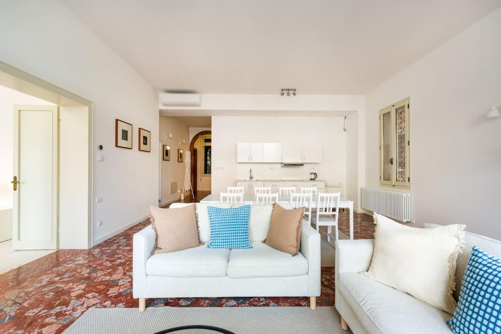 San Felice Elegant by Sarlux — photo 1