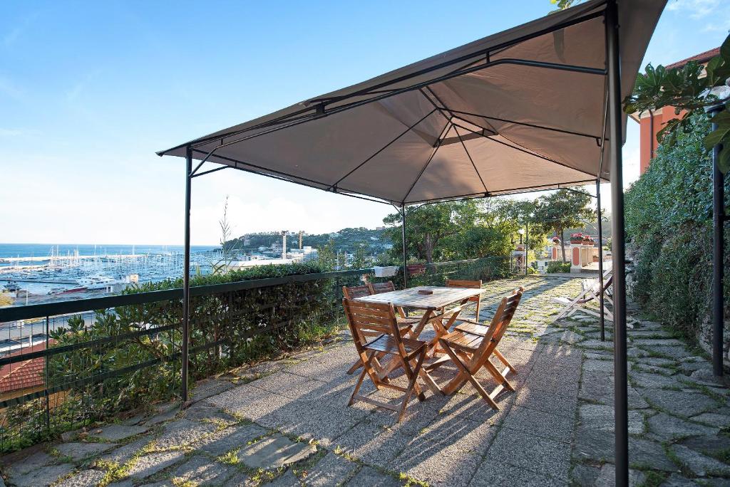 Trilocale in villa vista mare Apt 3 — photo 1